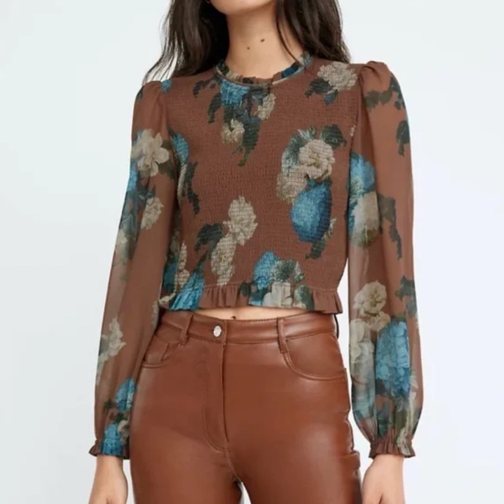 Aritzia Wilfred Floral Cropped Smocked Blouse